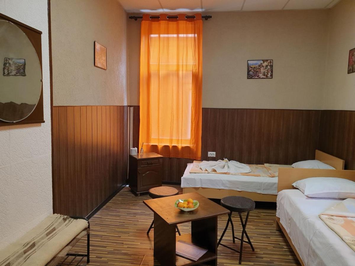 Km!Sofia - Стаи За Гости Dış mekan fotoğraf